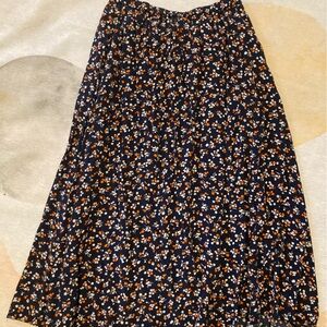 Uniqlo Navy Floral A-Line Skirt